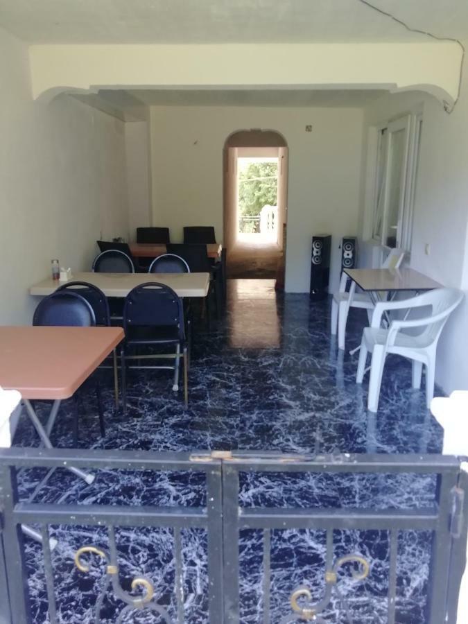 Geno Guest House Kvariati Exterior foto