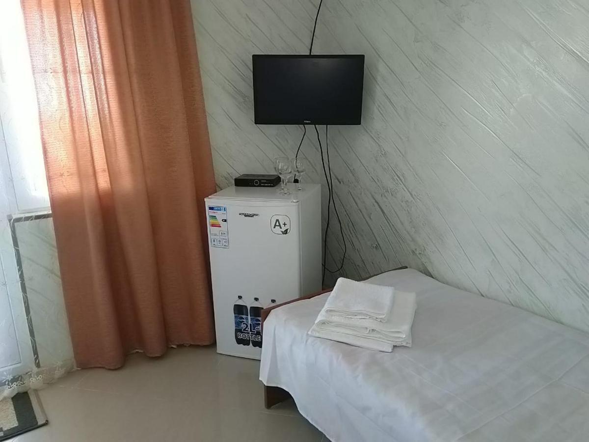Geno Guest House Kvariati Exterior foto