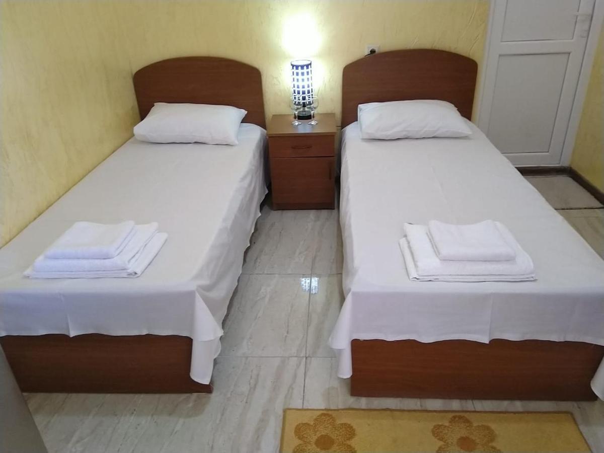 Geno Guest House Kvariati Habitación foto